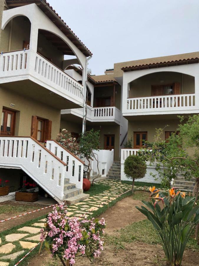 Nicolas Beach Palaiochora Exterior photo